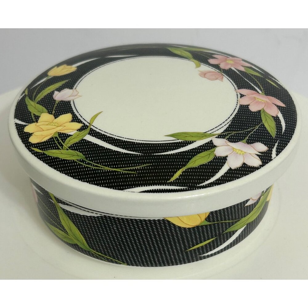 Vintage Oriental Floral Trinket / Jewelry Dish w/ Lid Black Yellow Pink Korea - Picture 8 of 9